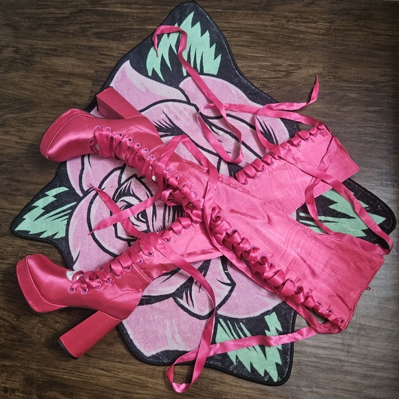 Sugar Thrillz: Heiress Request Hot Pink Thigh High Boots, Size 8, NIB Dolls Kill - Picture 11 of 16